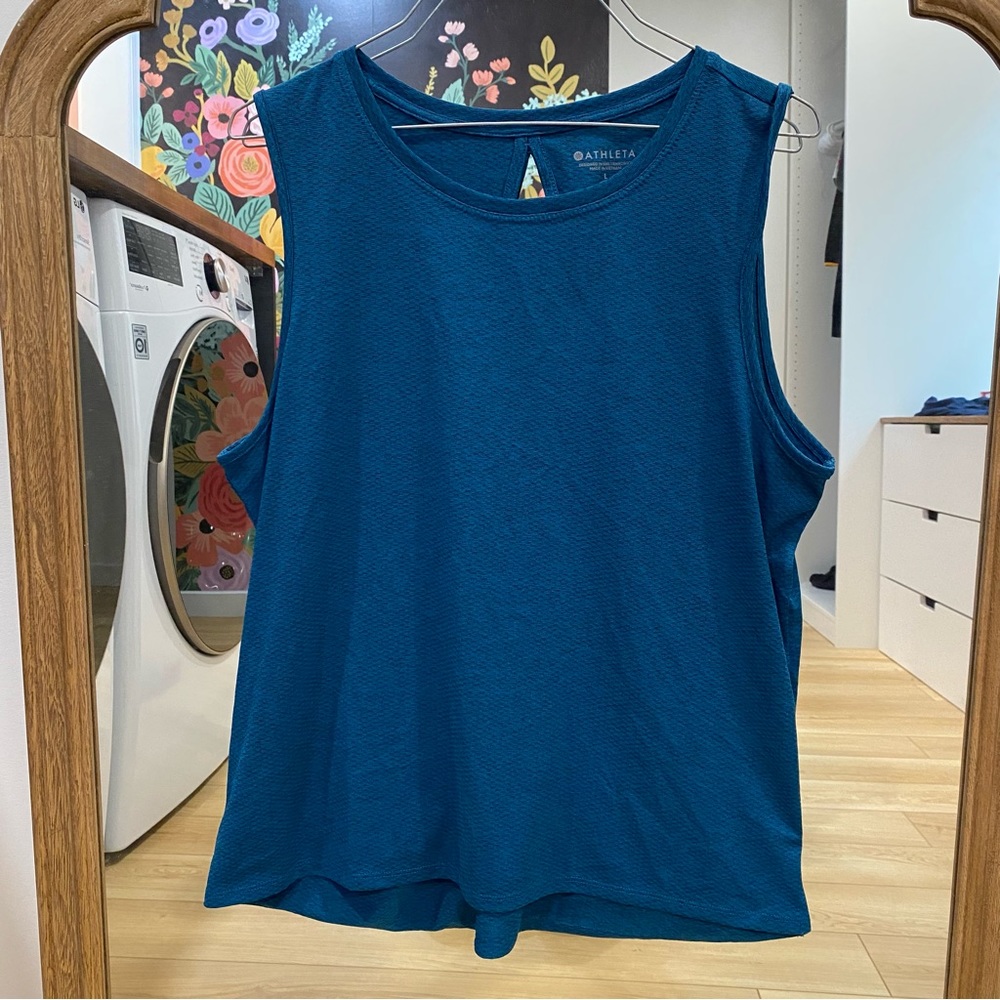 Open back Athleta tank